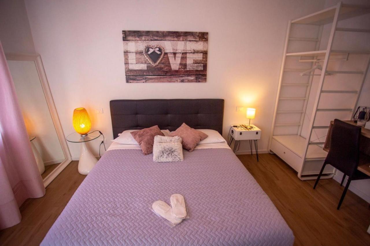 Bed And Breakfast Castello7 San Felice del Benaco Luaran gambar